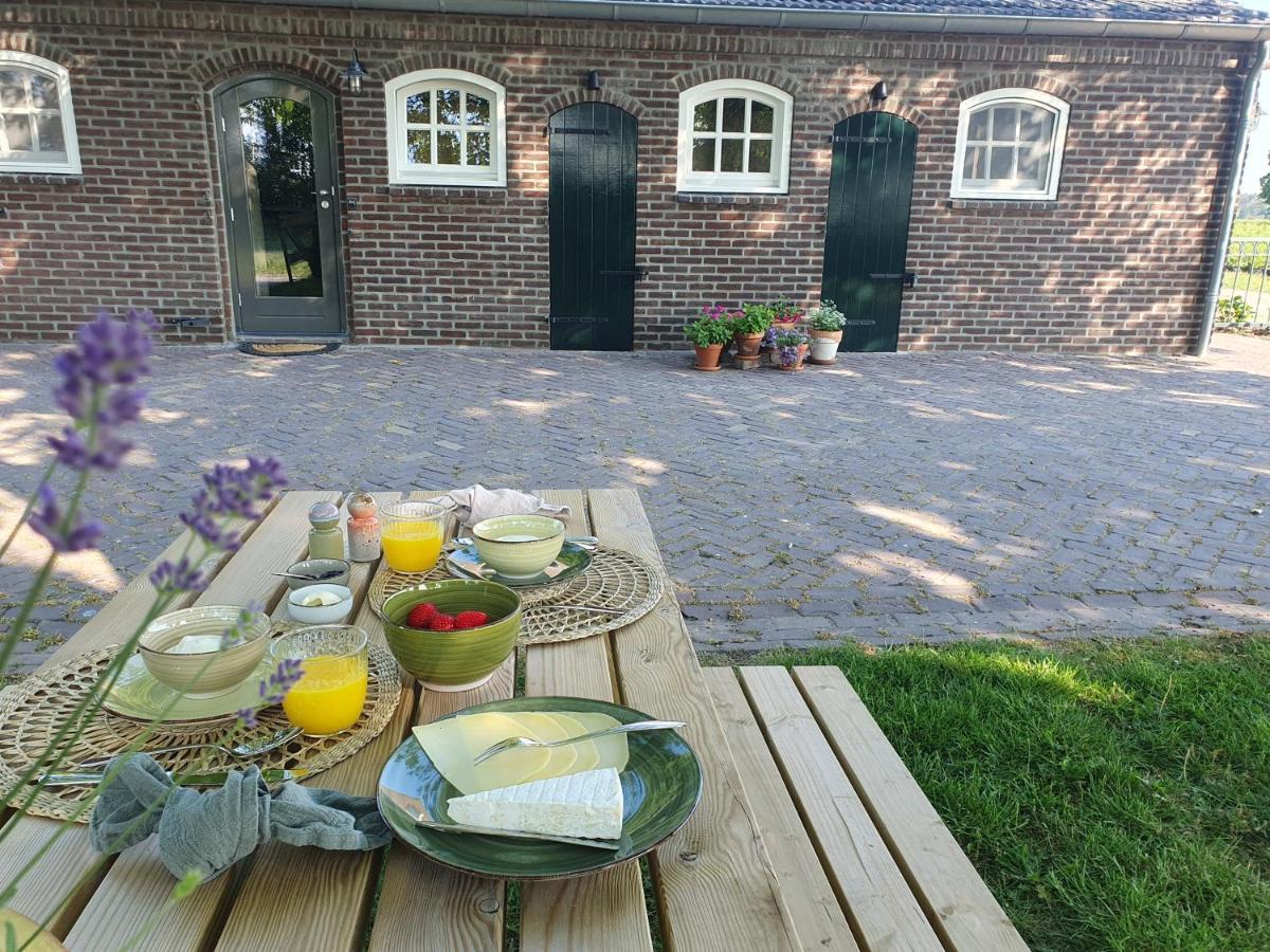 B&B De Nieuwenhof 'De Tuinkamer' Melderslo 外观 照片